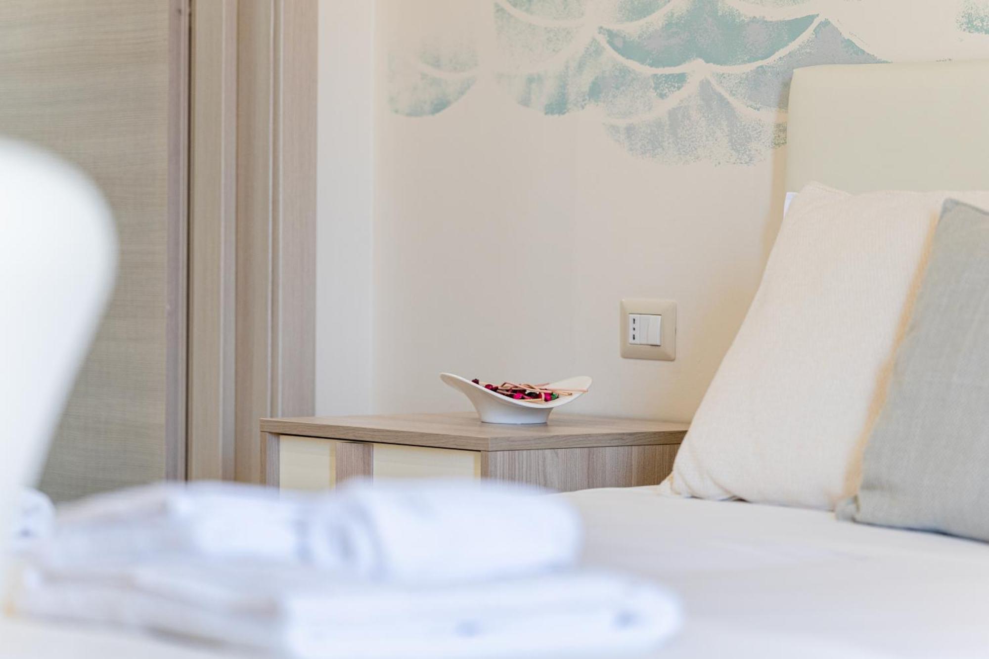 Dei Del Mare Extra Luxury Bed & Breakfast Gallipoli Bagian luar foto